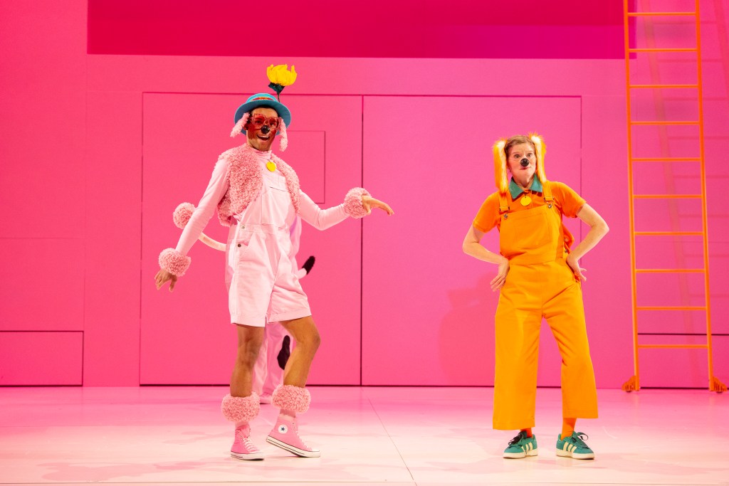 Go Dog, Go! • Ve Perro ¡Ve! Photo by Kaitlin Randolph