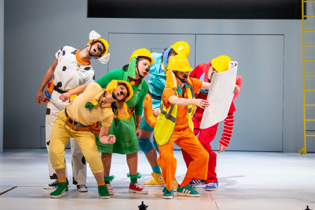 Go Dog, Go! • Ve Perro ¡Ve! Photo by Kaitlin Randolph